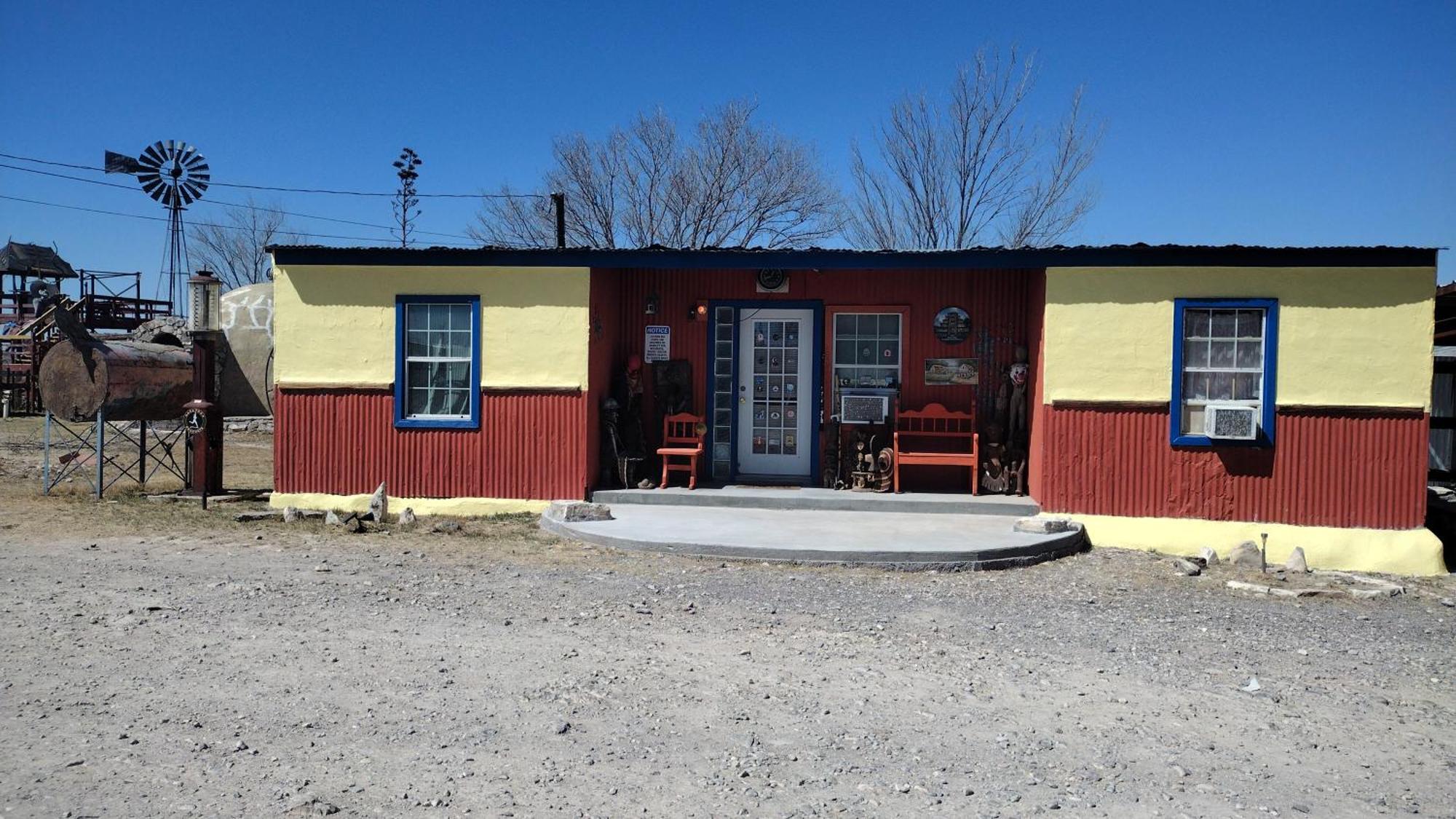 La Loma Del Chivo Llc - The Spirit Room Marathon Exterior foto